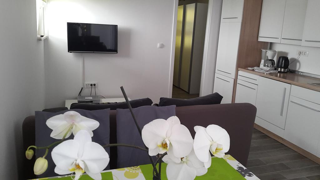 New Lux Apartman Kala Пореч Екстер'єр фото